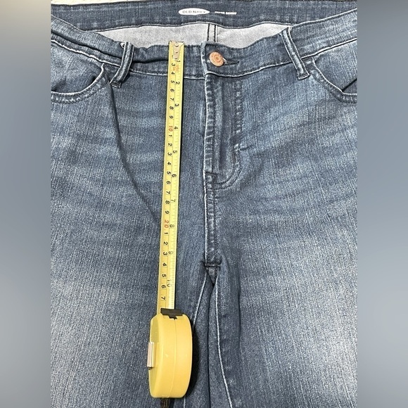 Old Navy Women’s Jeans Size 12 Mid Rise Super Skinny Cotton Classic - Picture 7 of 9